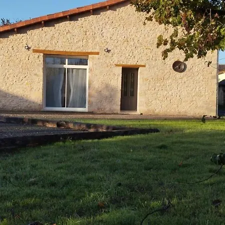 Le De La Treille *